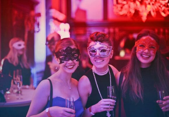 Masquerade Party for New Year’s Eve – Ring in 2019 with a luxurious extravaganza