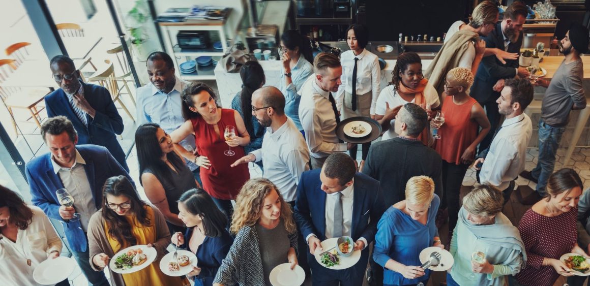 Party Etiquette 101: Unwritten Rules for Hosting and Attending Social ...